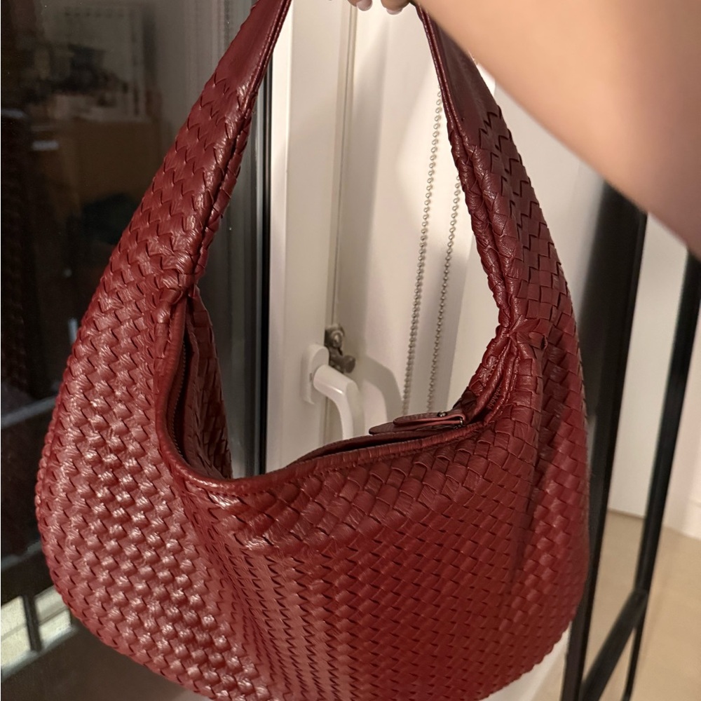 Commense Woven Leather Shoulder Bag - Deep Burgundy